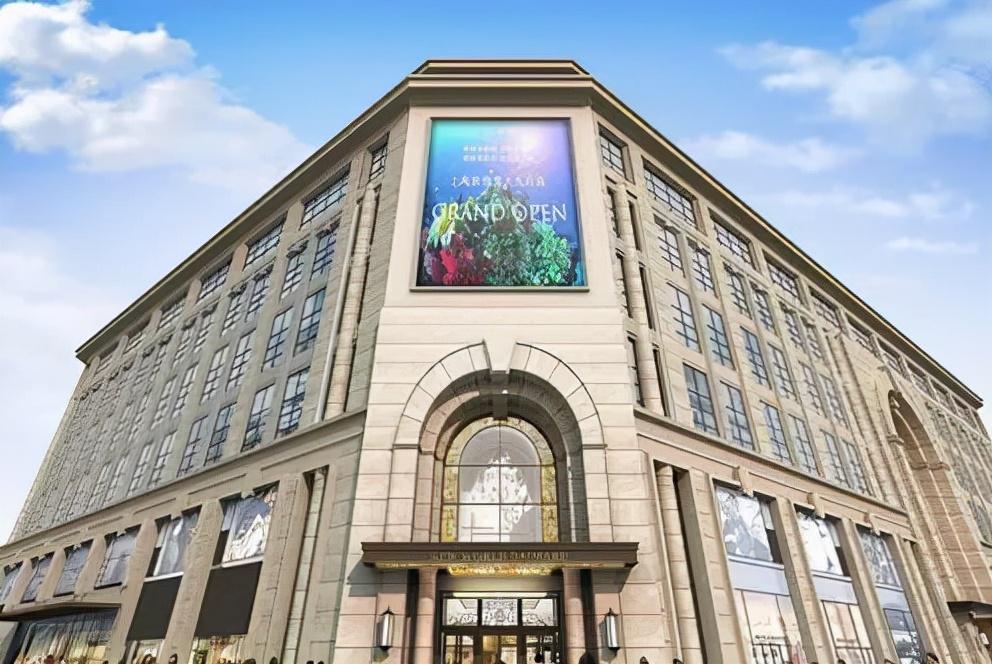 走訪10多位廣告企業(yè)用戶，才有的這份外墻led燈箱字制造安置指南11